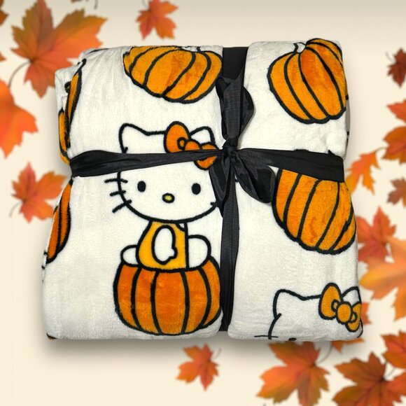 Hello Kitty Pumpkin Blanket Plush Full/Queen Thanksgiving Fall Halloween Cozy - Picture 1 of 5